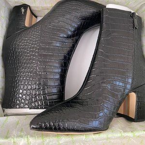 Sam Edelman Black Crocodile Boots Womens Size 6.5 Wide
